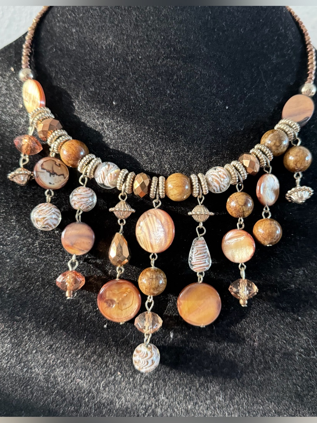 Necklace Erica Lyons Round Flat Glass Beads Acrylic Retro Brown Gold Choker 18”